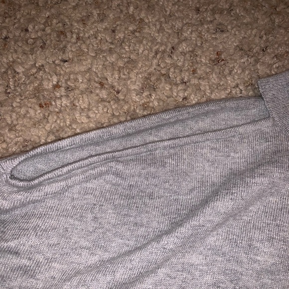 Topshop gray cold-shoulder top - Picture 5 of 6